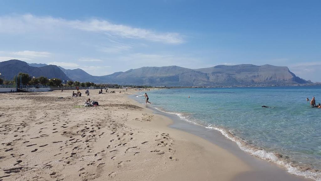 Airport Home & Bringo Car Rental Carini Εξωτερικό φωτογραφία